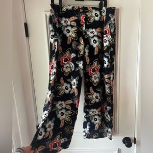 Ann Taylor Loft flare capri/pants